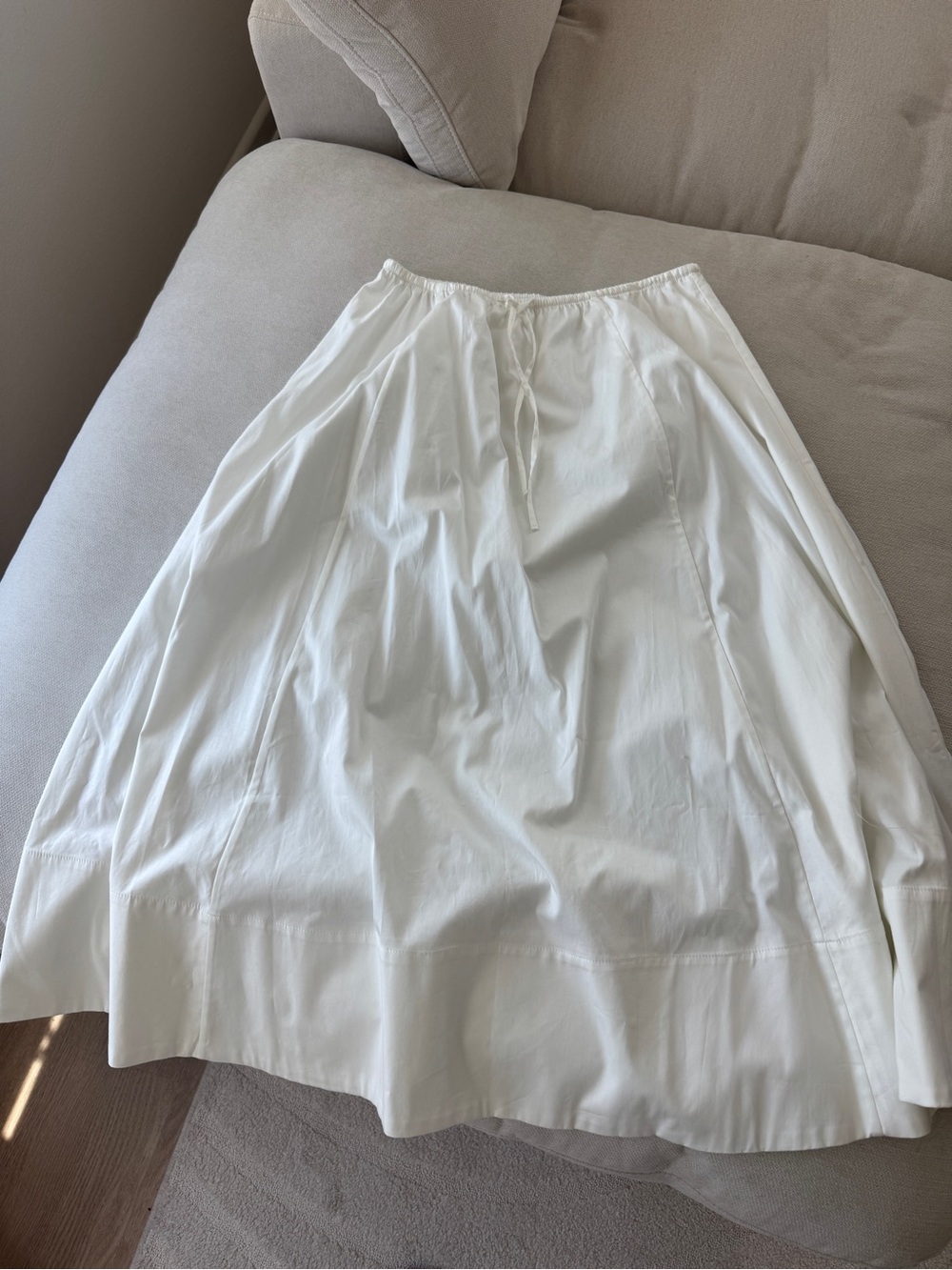 Reformation Cleo skirt white M brand new